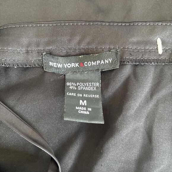 VINTAGE 90'S BLACK SATINY CAMI TANK NY & COMPANY  SIZE MEDIUM. - Picture 5 of 5